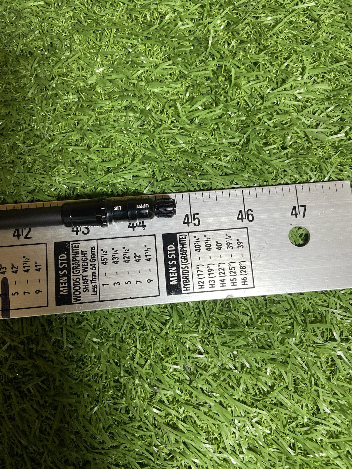 MITSUBISHI VANQUISH REGULAR FLEX DRIVER SHAFT TAYLORMADE TIP