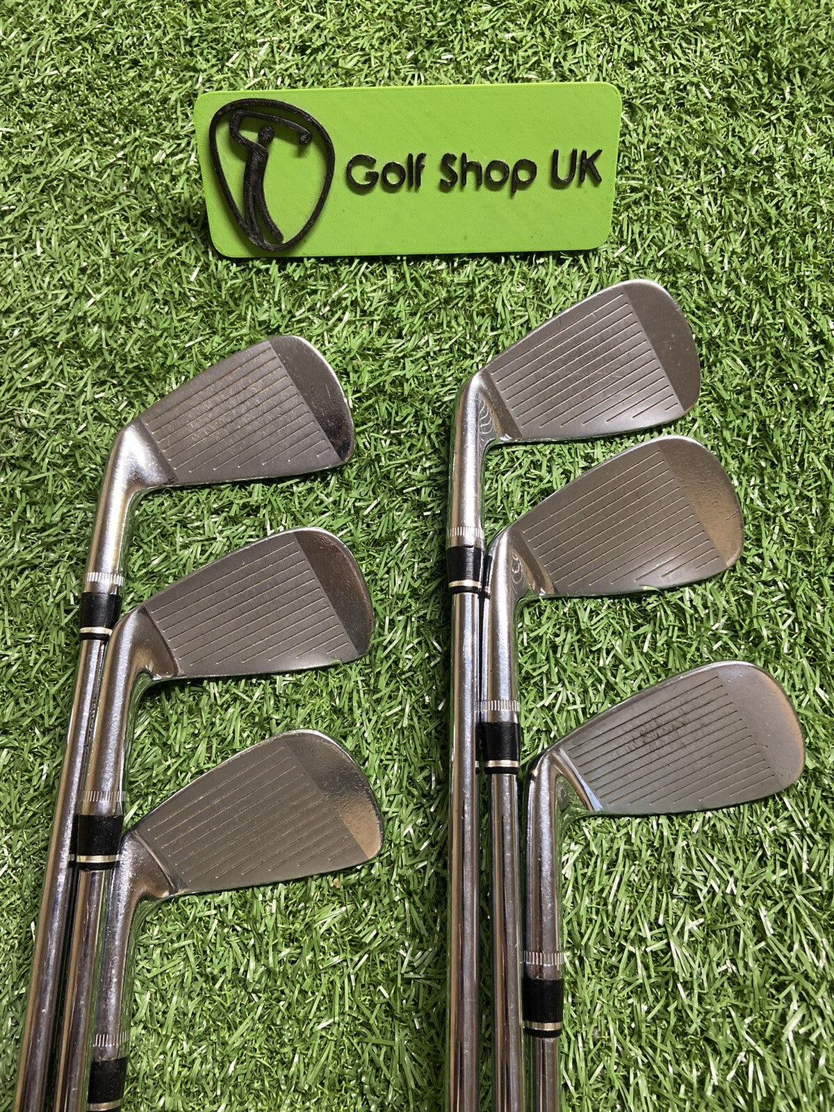 WILSON STAFF FG62 IRONS 5-PW R300 REGULAR FLEX SHAFTS