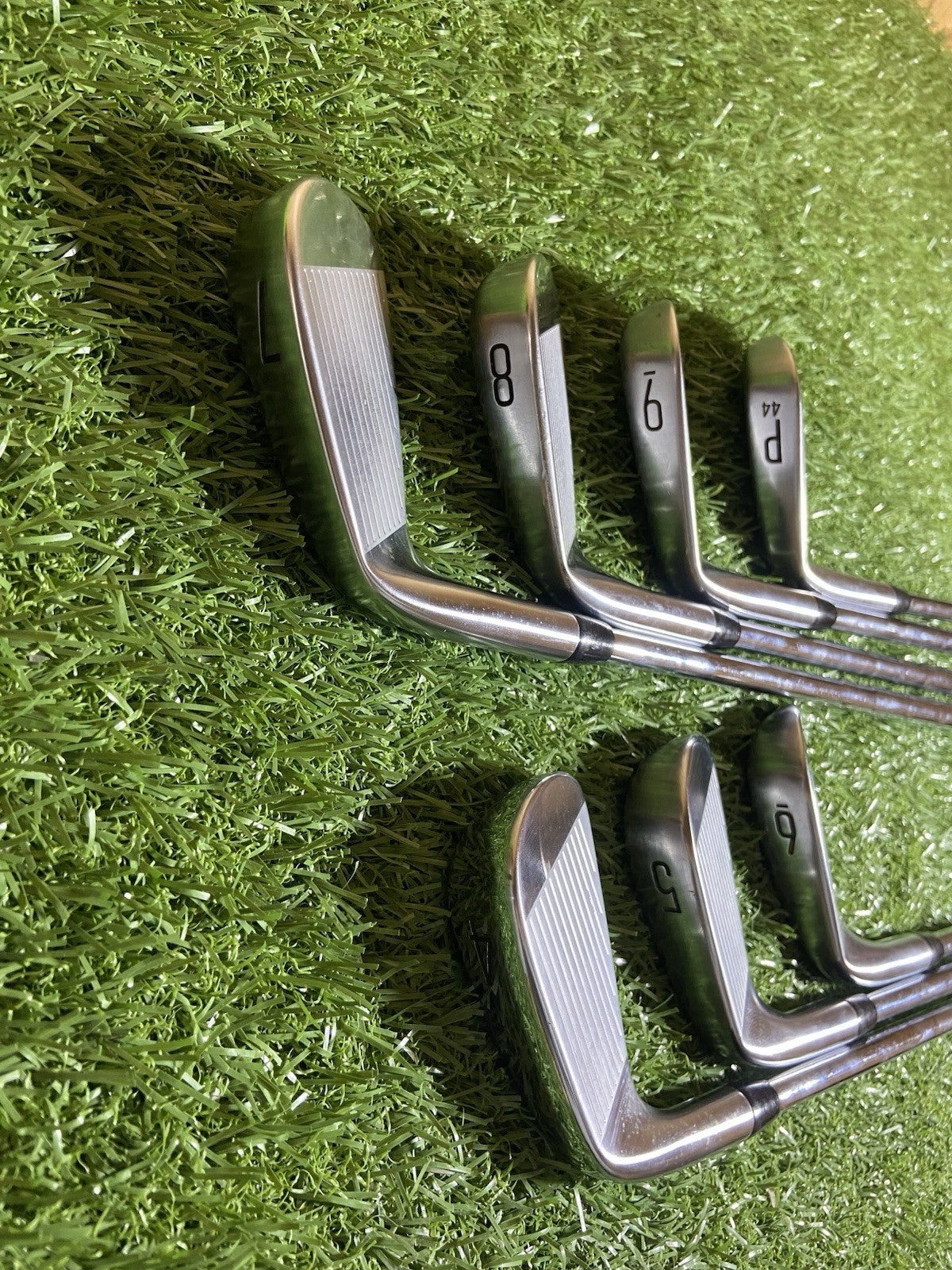 TITLEIST T150 T200 IRONS 4-PW KBS TOUR V 110 STIFF FLEX
