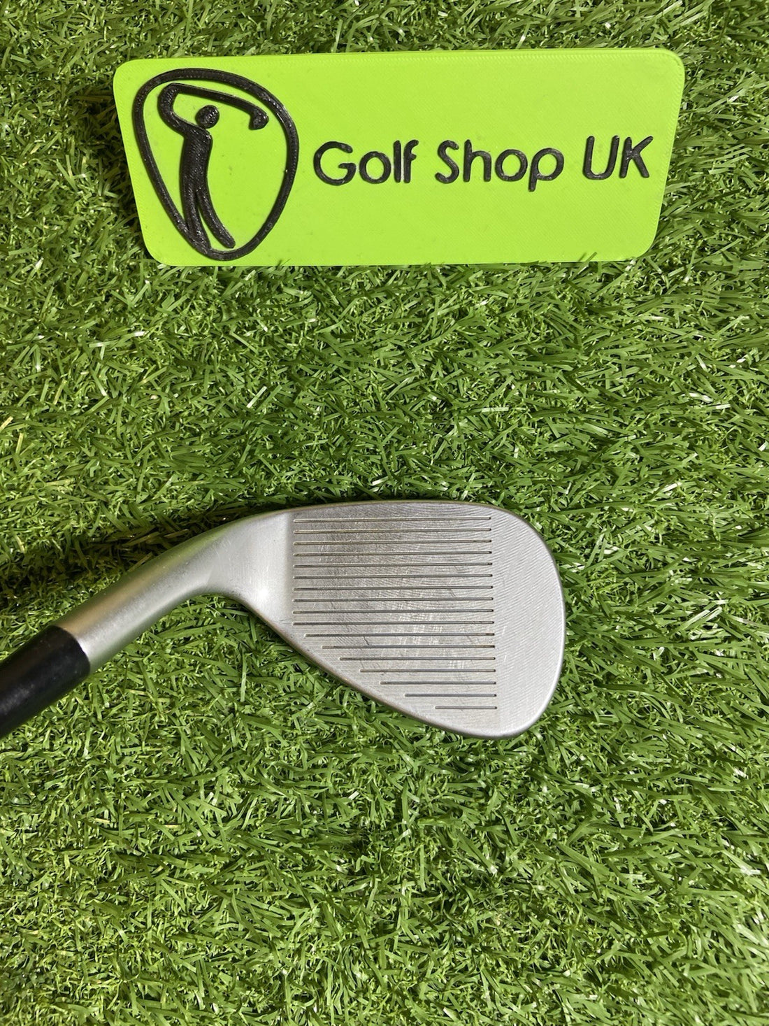 CLEVELAND CBX 52° GAP WEDGE NIPPON TOUR 120 STIFF FLEX