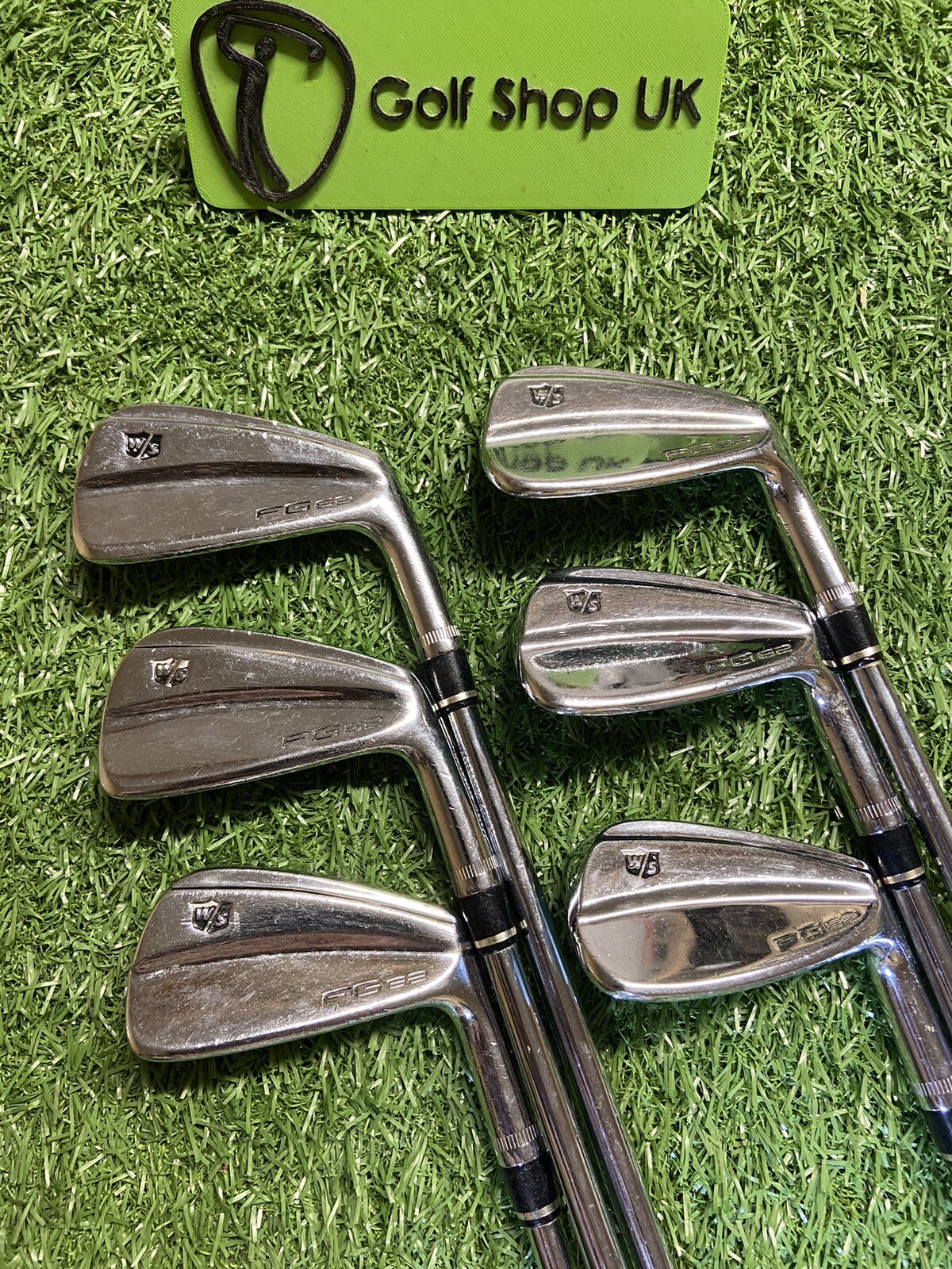 WILSON STAFF FG62 IRONS 5-PW R300 REGULAR FLEX SHAFTS