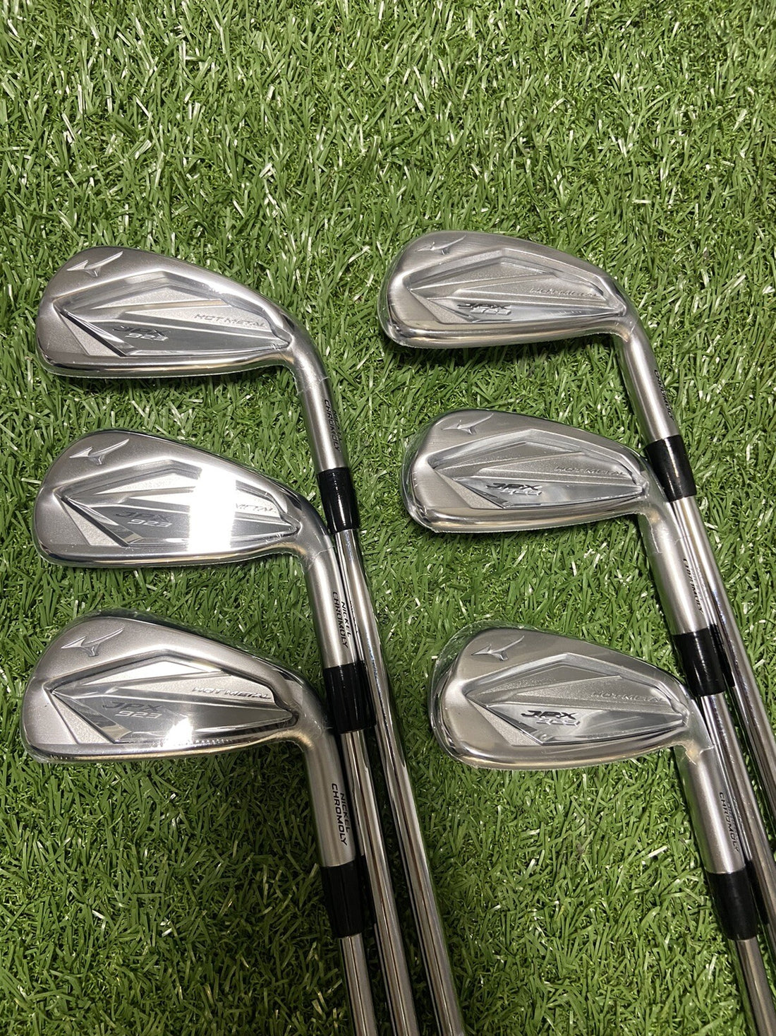 MIZUNO JPX 923 HOT METAL IRONS 5-PW NIPPON MODUS 105 X STIFF FLEX BRAND NEW