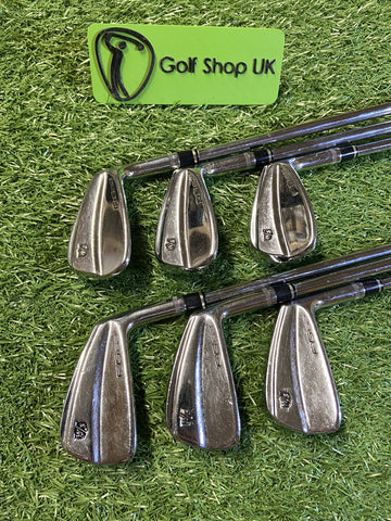 WILSON STAFF FG62 IRONS 5-PW R300 REGULAR FLEX SHAFTS