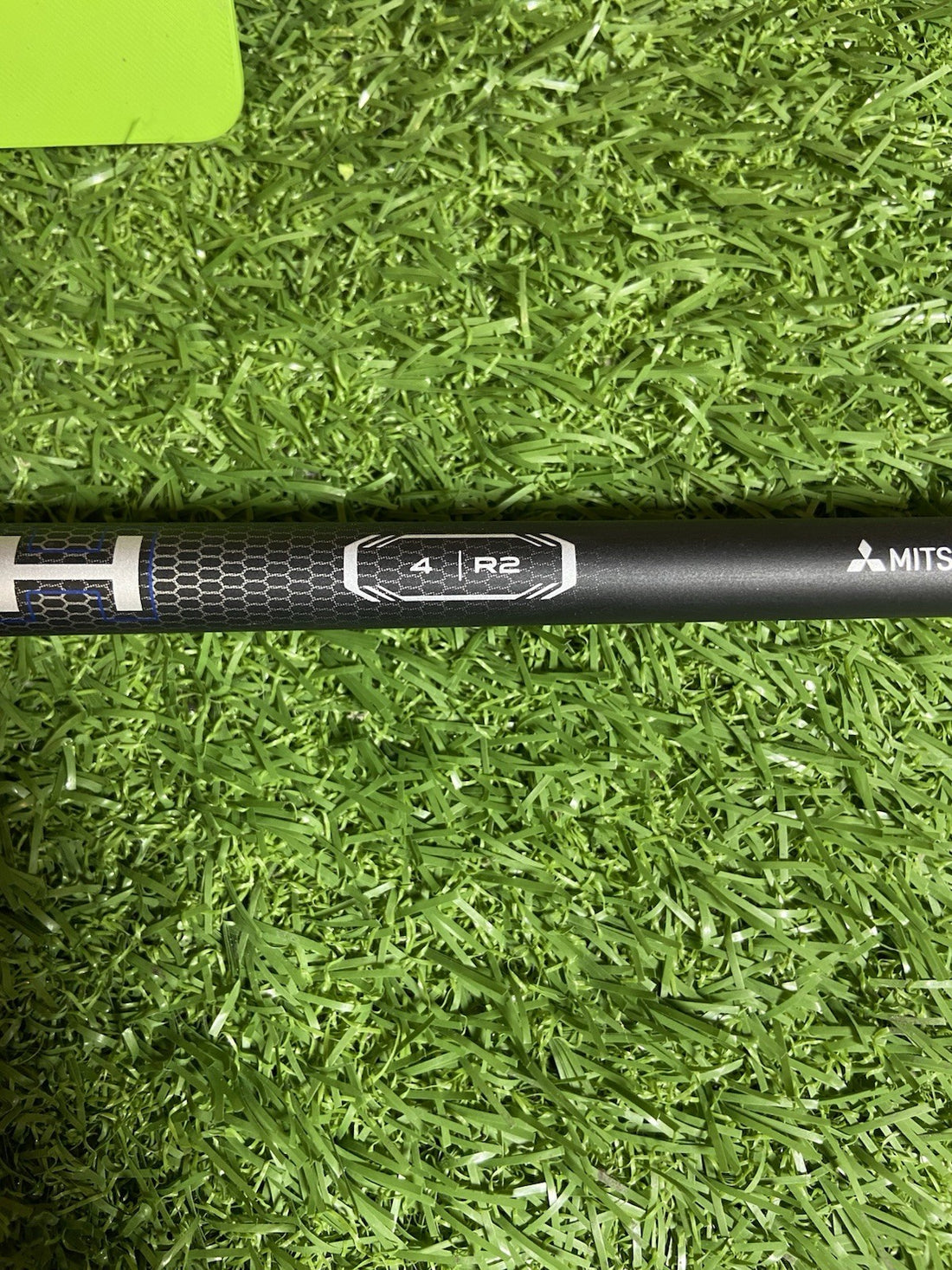 MITSUBISHI VANQUISH R2 SENIOR FLEX DRIVER SHAFT TAYLORMADE TIP