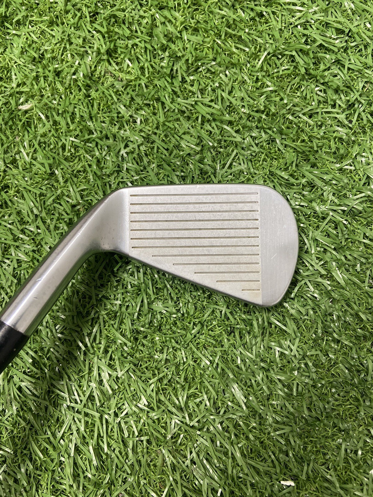 TITLEIST 718 MB 4 IRON PROJECT X 6.0 STIFF